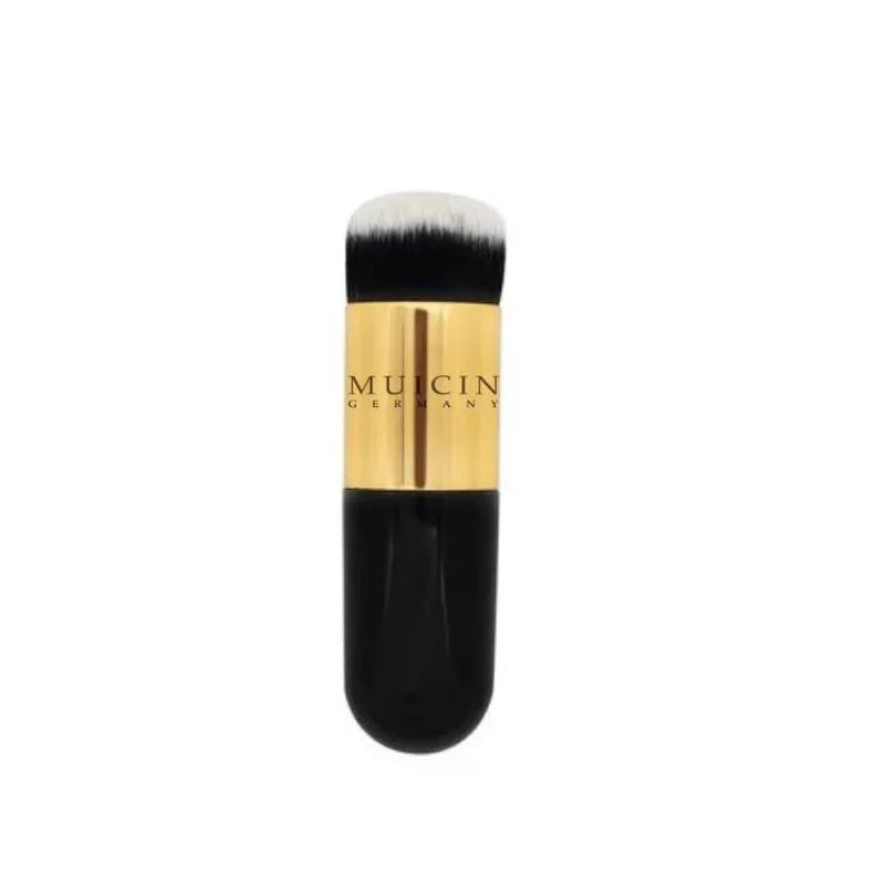 KABUKI FOUNDATION BRUSH - FLAWLESS BASE APPLICATION