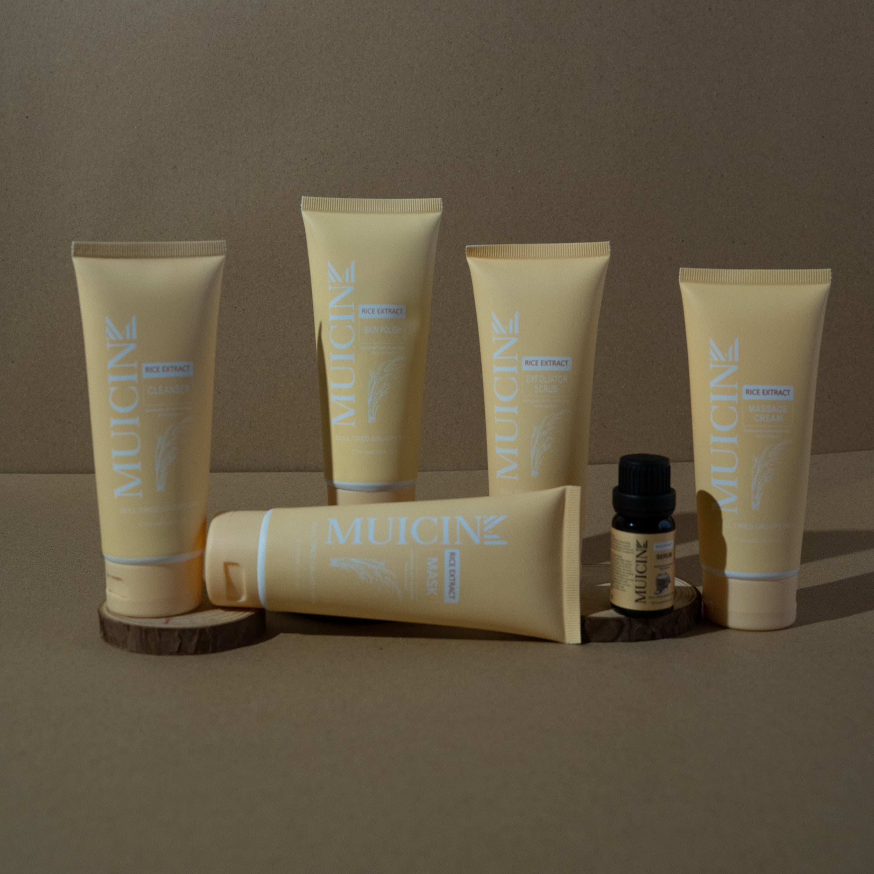 Rice Extract Light &amp; Bright Facial Kit