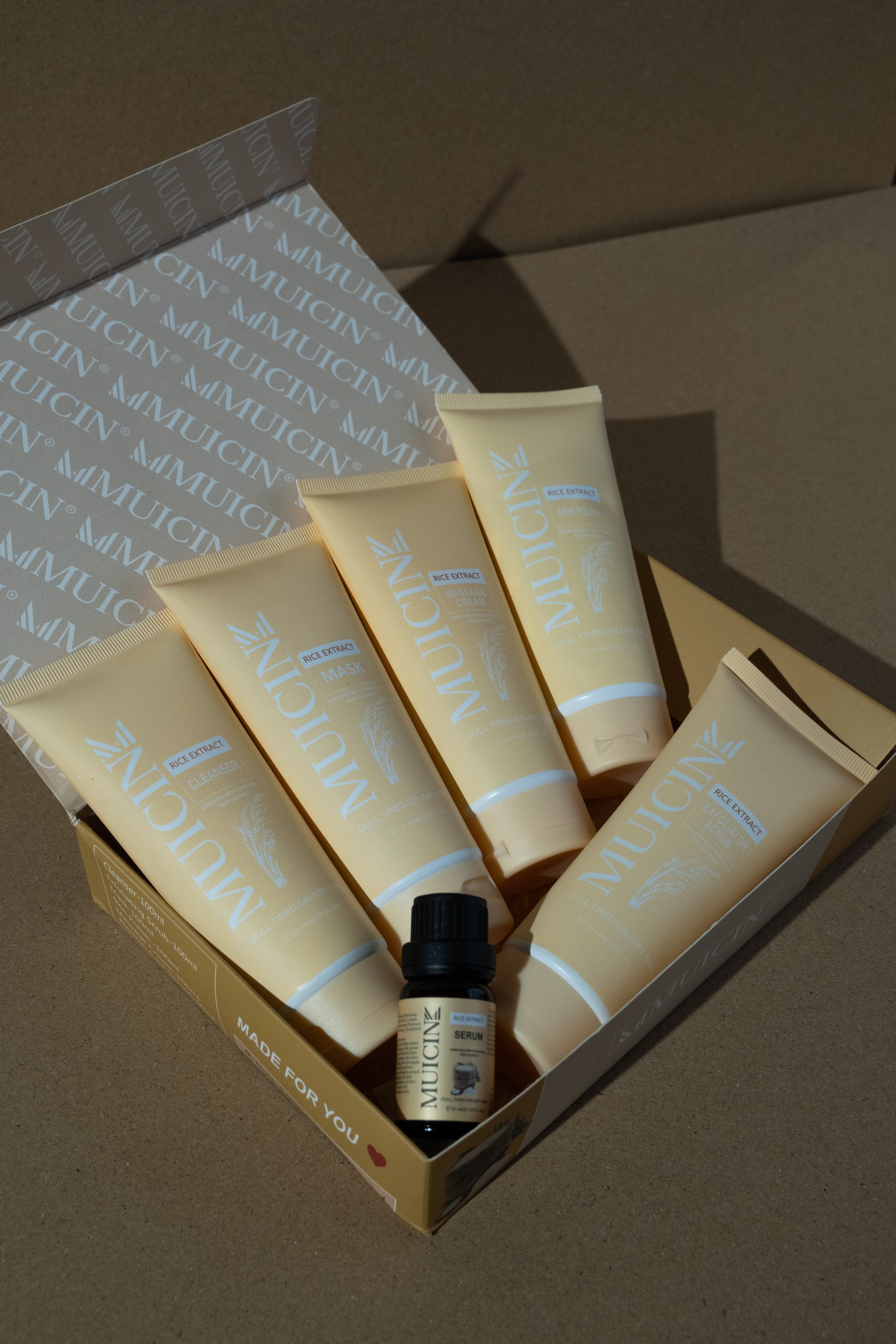 Rice Extract Light &amp; Bright Facial Kit